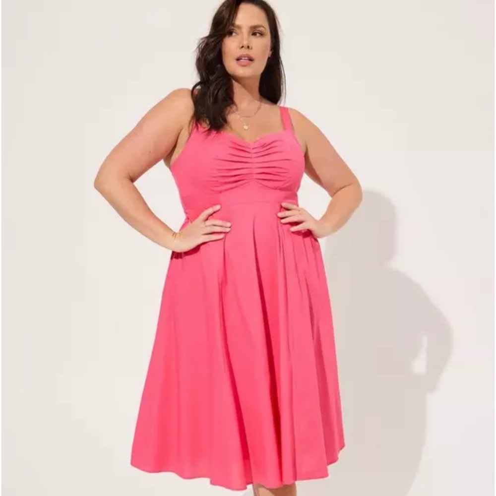 Torrid Midi Poplin Sweetheart Shirred Dress Bright Pink Color Size 0/Large 12